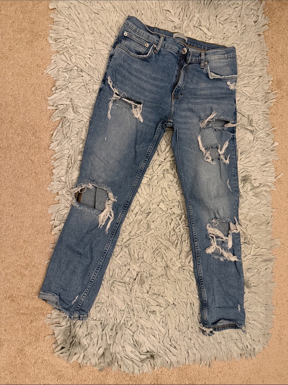 Zara Distressed Skinny Jeans in Blue